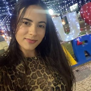 Camila, cliente